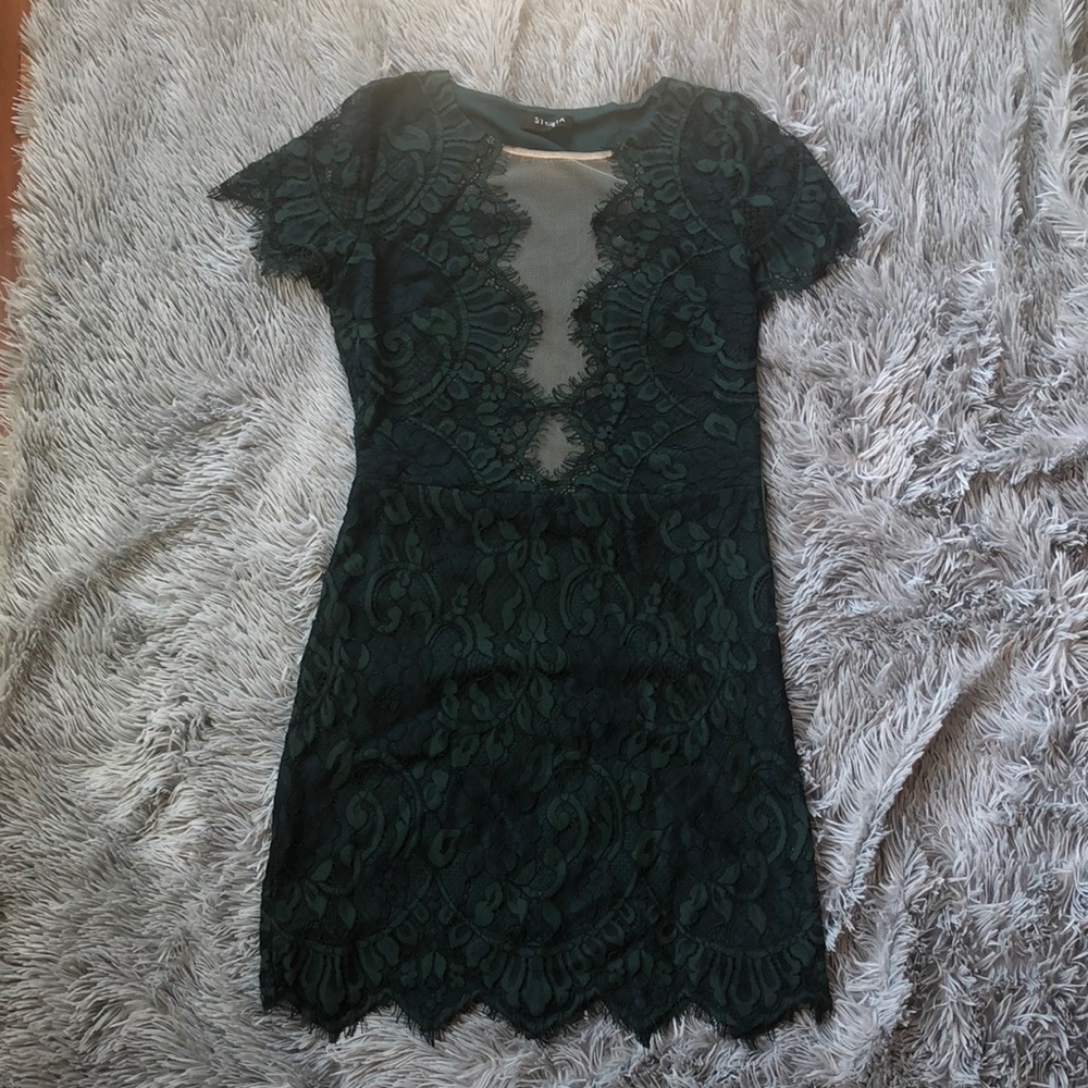 NWOT Storia Lace and Mesh Green Bodycon Mini Dress